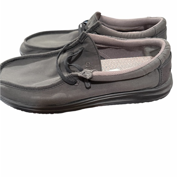 Hey Dude Size Men’s 12 H20 Drain Shoes Black Water Shoes beach hiking - Picture 2 of 6